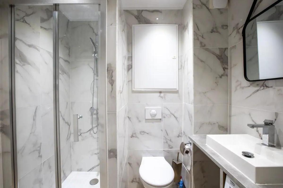 Studio Terrasse & Parking Gratuit En Residence Nimes Ngoại thất bức ảnh